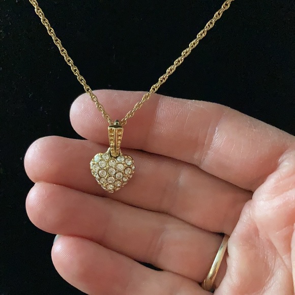 Vintage Monet rhinestone heart necklace - Picture 10 of 10